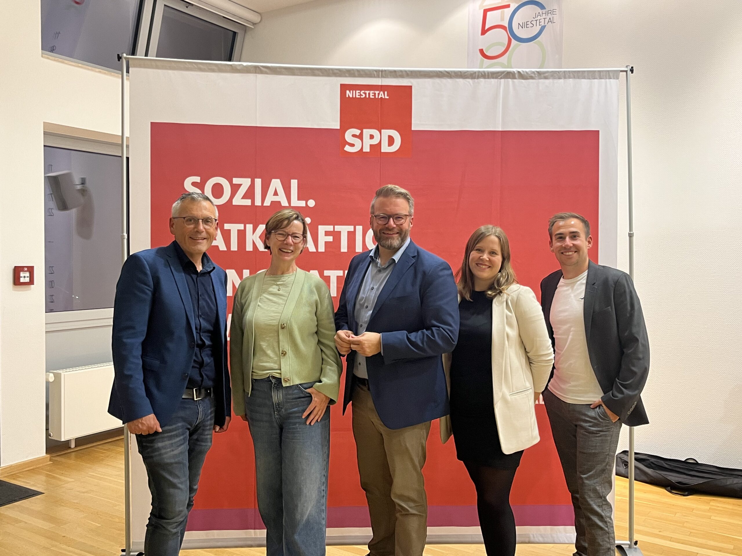 You are currently viewing SPD Niestetal wählt Brückmann erneut zum Bürgermeisterkandidaten